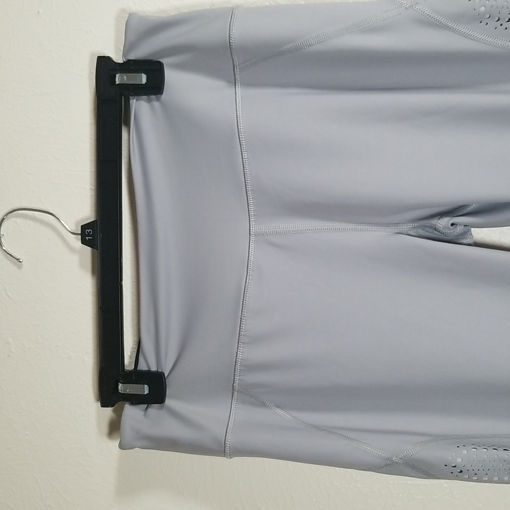 Victoria Sport Gray Workout leggings Size L - Picture 3 of 13